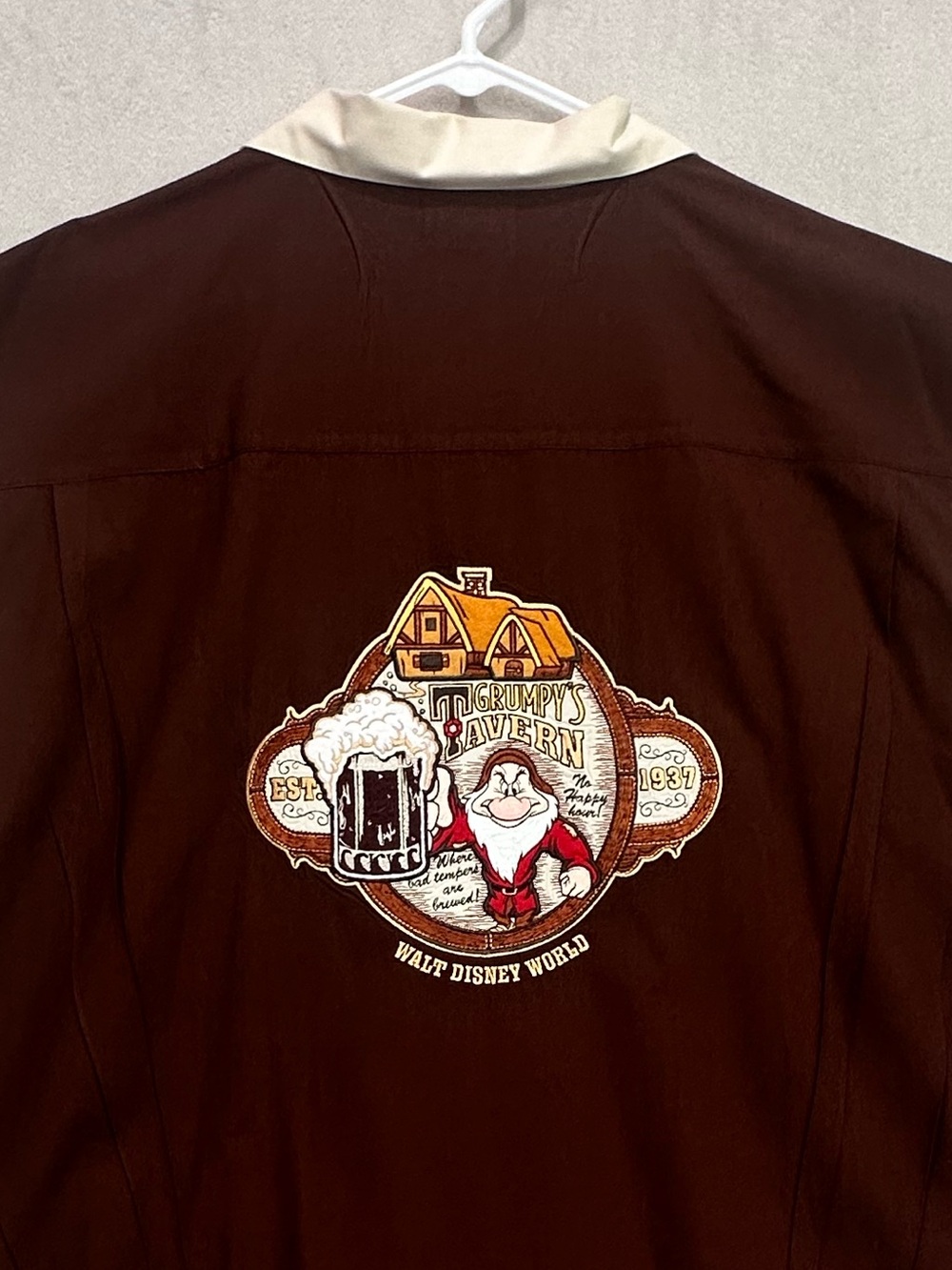 Vtg Walt Disney World Grump's Tavern Two-Tone Cream & Brown Bowling Shirt Sz XXL